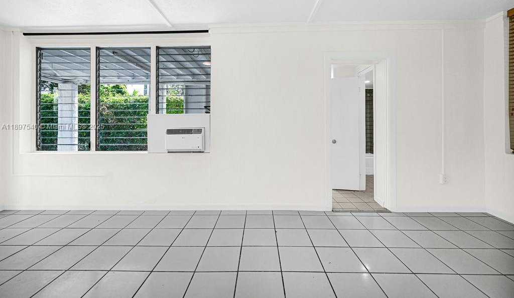 Small Image of 5960 SOUTH WEST 47TH ST #1, Miami Number 24