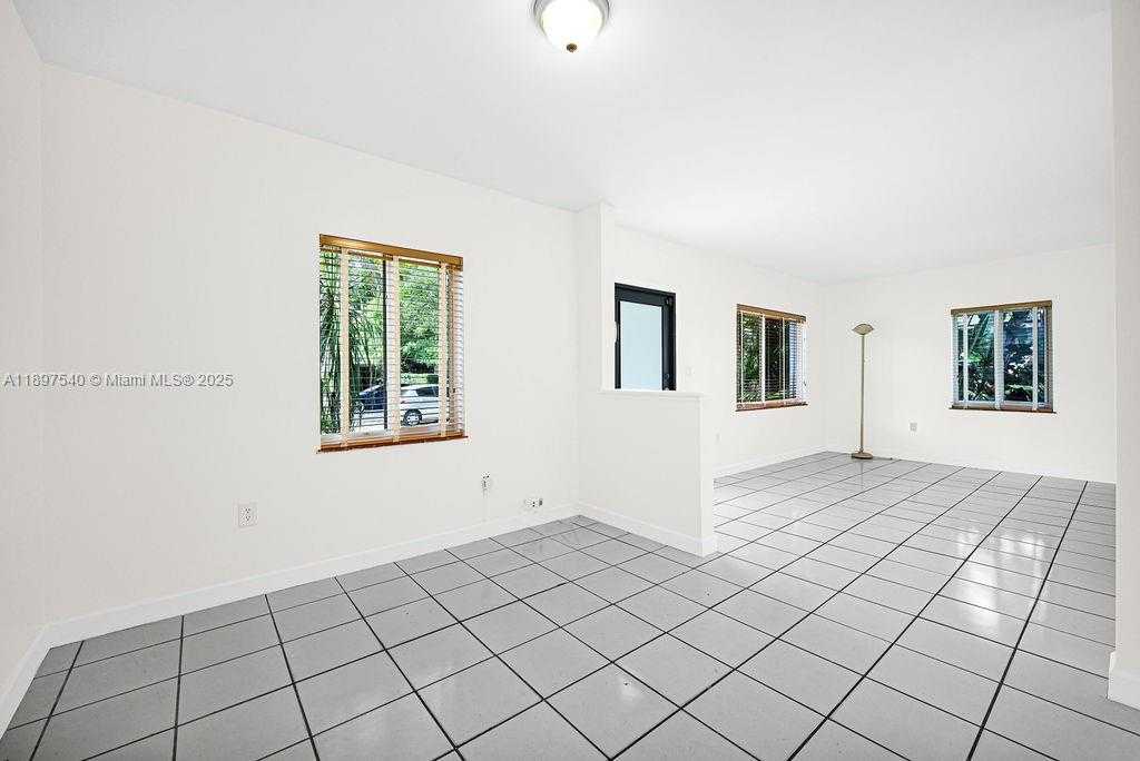 Small Image of 5960 SOUTH WEST 47TH ST #1, Miami Number 5