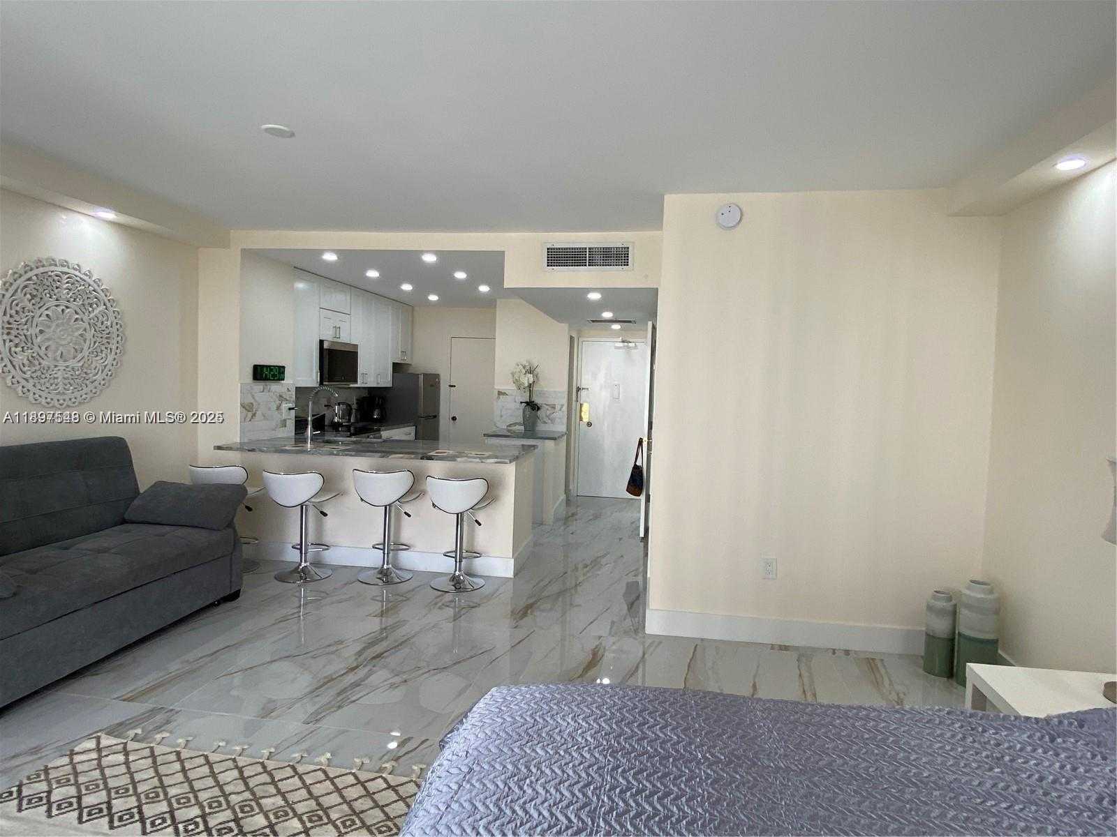 Small Image of 1965 SOUTH OCEAN DR #15A, Hallandale Beach Number 8