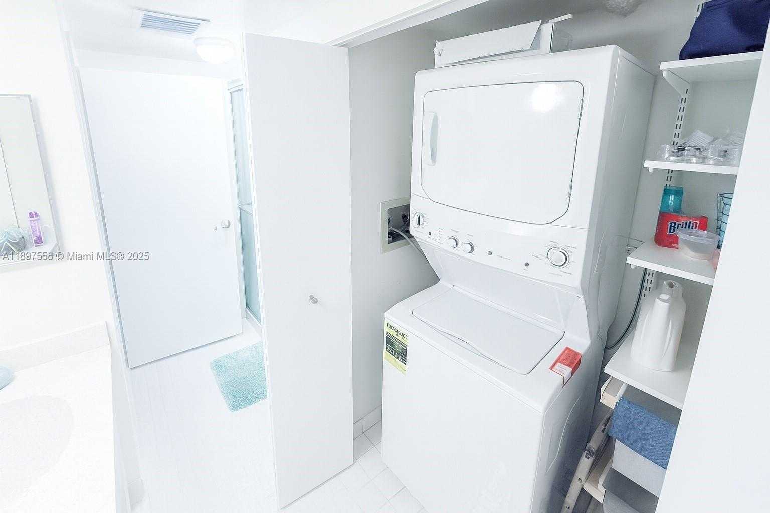 Small Image of 3610 YACHT CLUB DR #414, Aventura Number 14