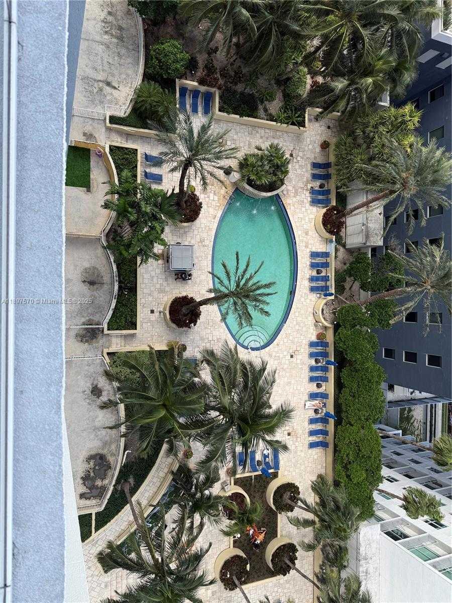 Small Image of 253 NORTH EAST 2ND ST #2004, Miami Number 19