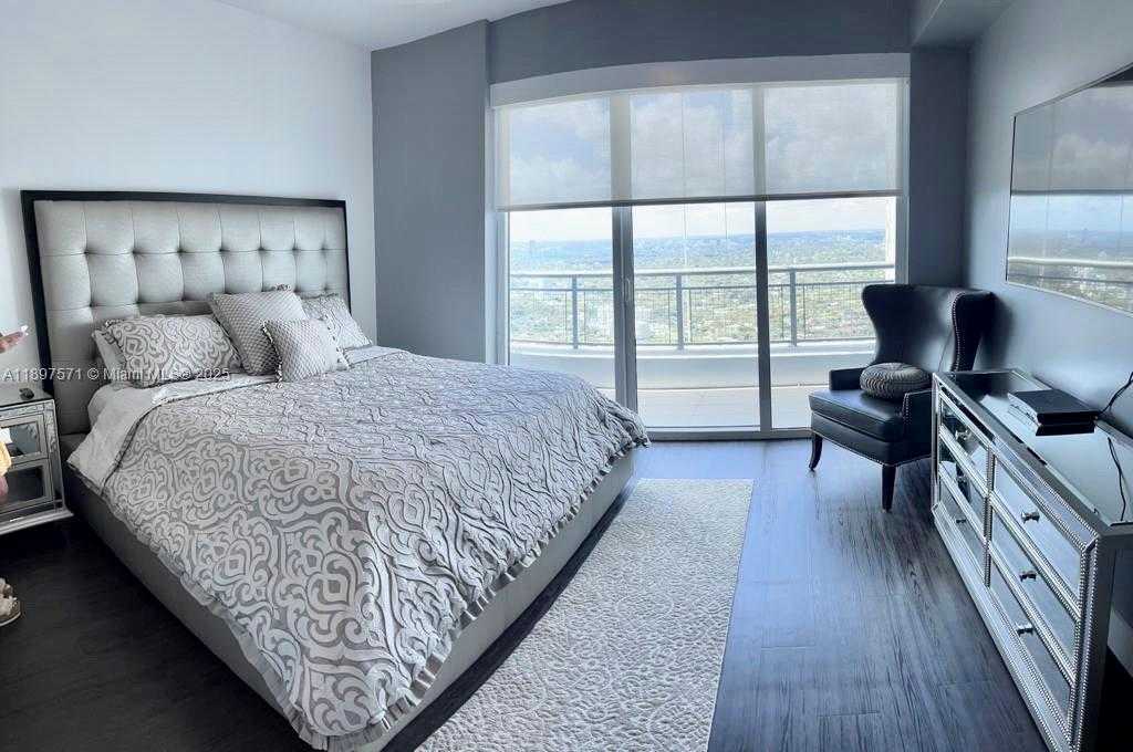 Small Image of 60 SOUTH WEST 13TH ST #4607, Miami Number 12