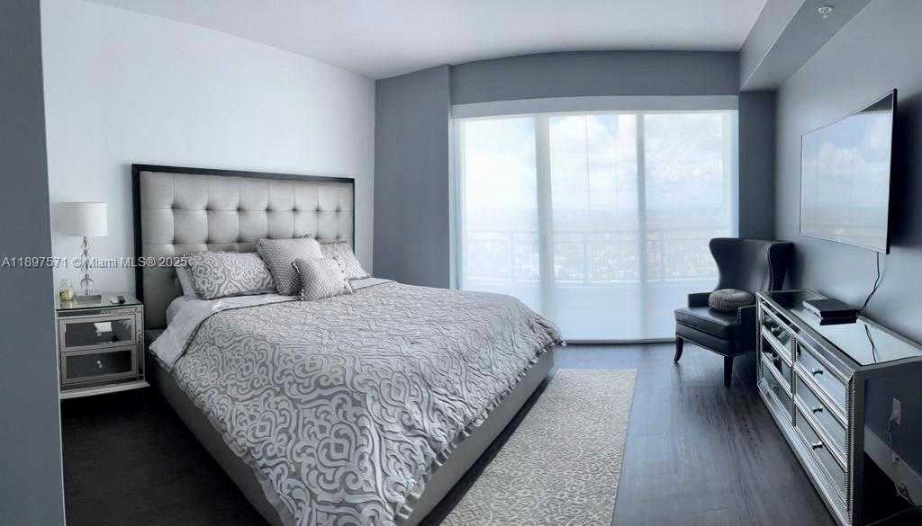 Small Image of 60 SOUTH WEST 13TH ST #4607, Miami Number 13