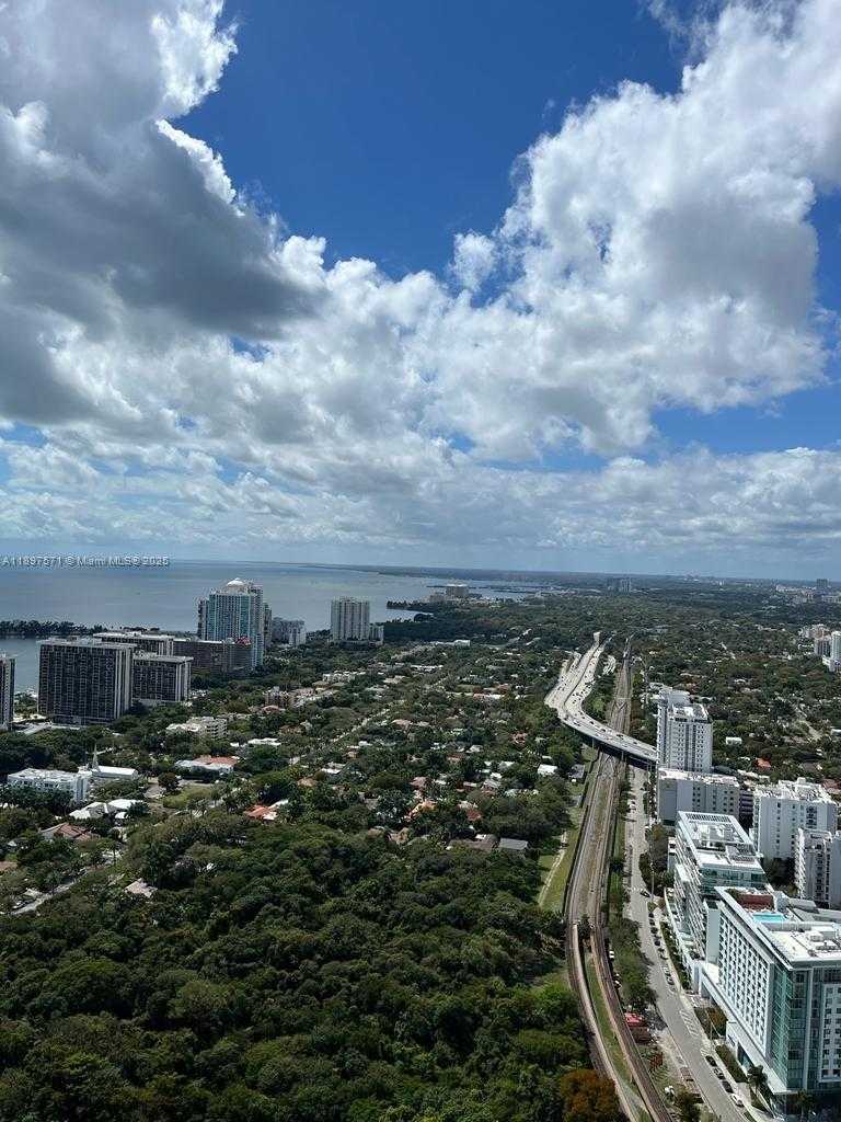 Small Image of 60 SOUTH WEST 13TH ST #4607, Miami Number 19