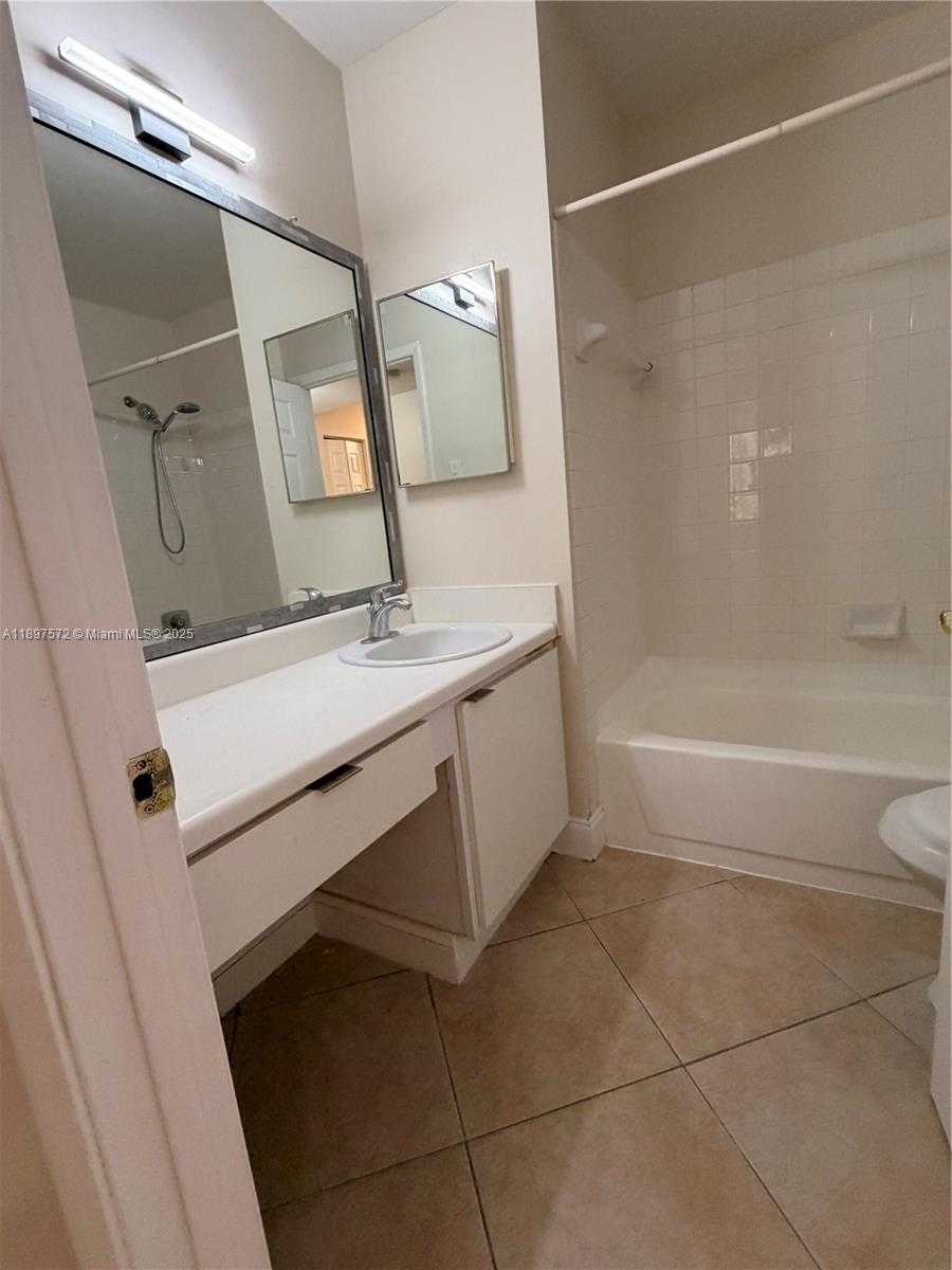 Small Image of 15320 SOUTH WEST 106 TE #1122, Miami Number 16