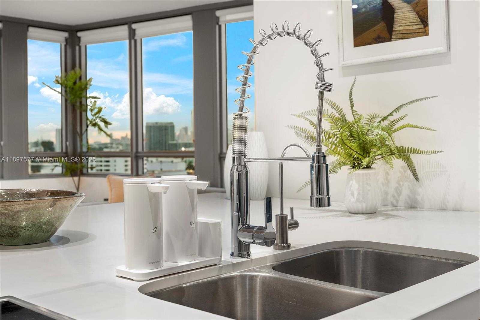 Small Image of 101 20TH ST #2002, Miami Beach Number 14