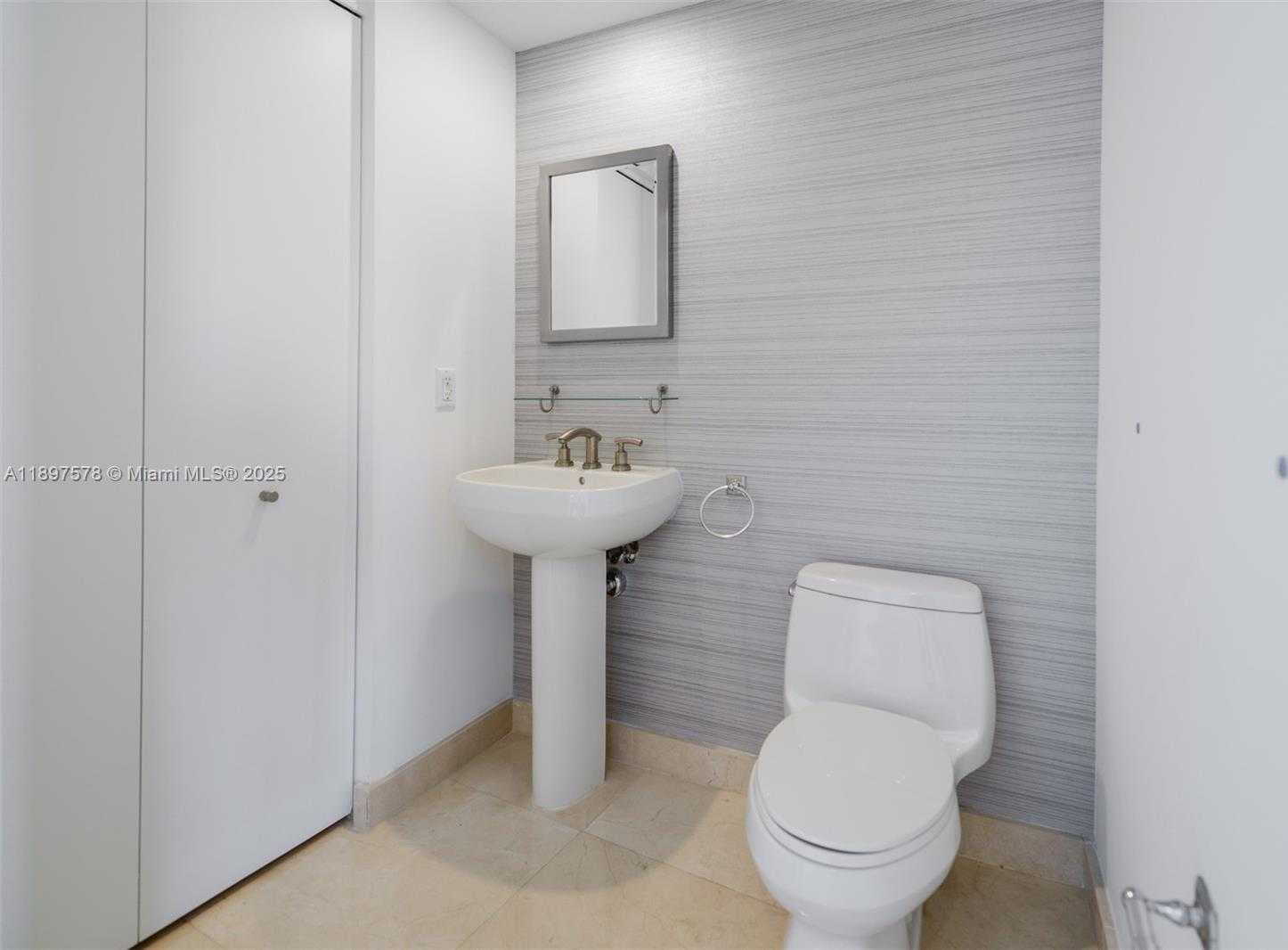 Small Image of 901 BRICKELL KEY BLVD #2207, Miami Number 20