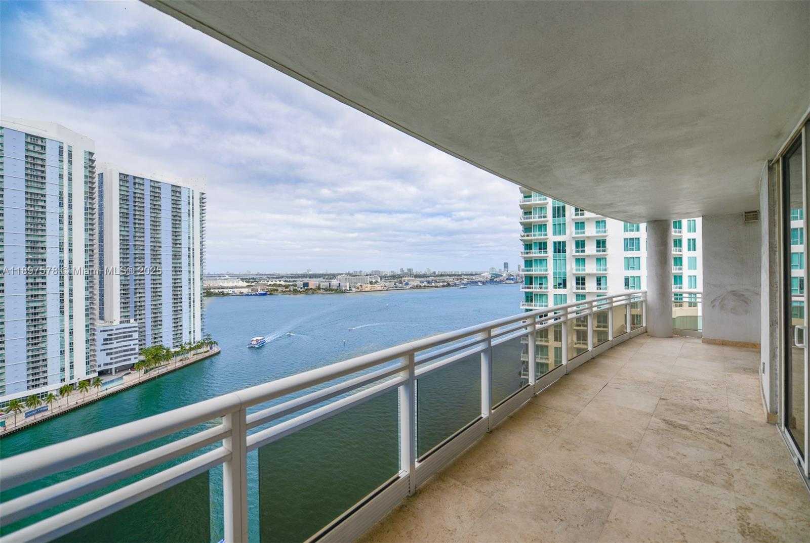 Small Image of 901 BRICKELL KEY BLVD #2207, Miami Number 3