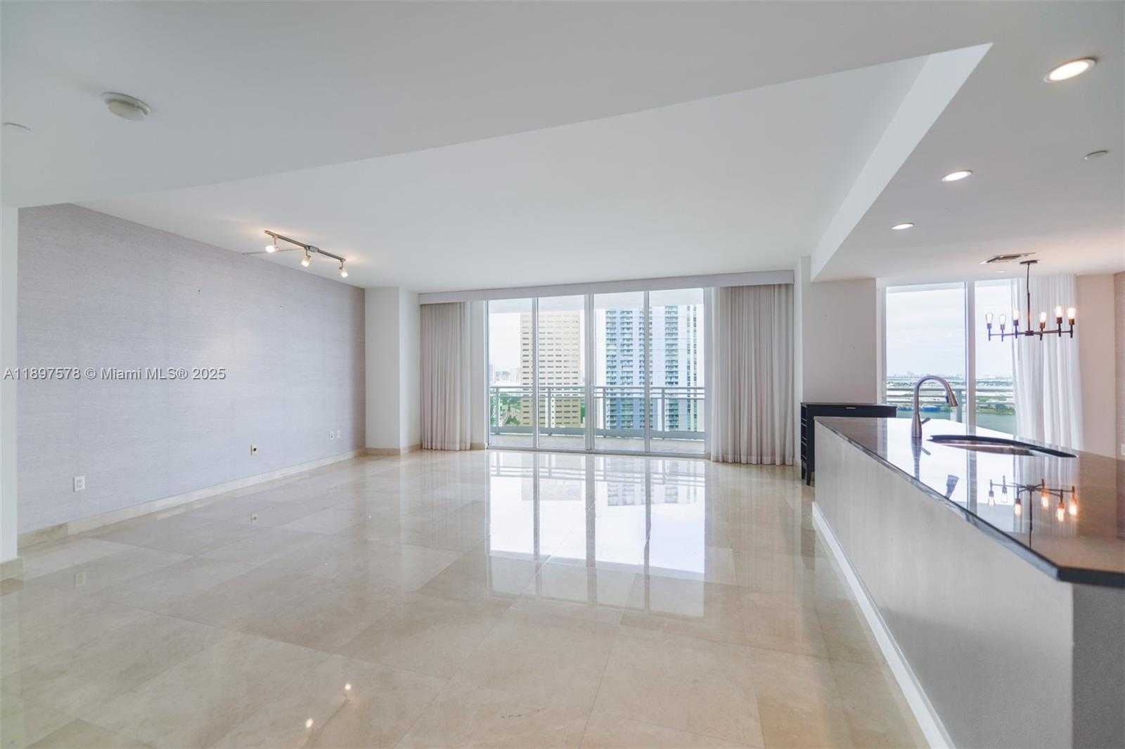 Small Image of 901 BRICKELL KEY BLVD #2207, Miami Number 5