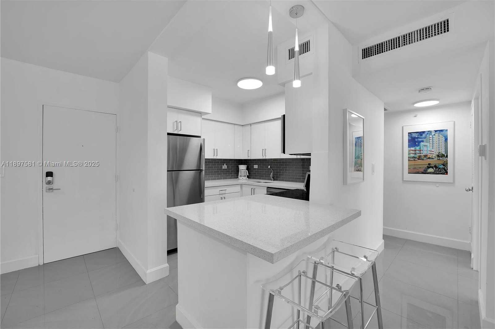 Small Image of 1500 BAY RD #266S, Miami Beach Number 9