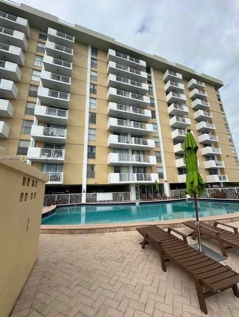 Small Image of North Miami Number 3