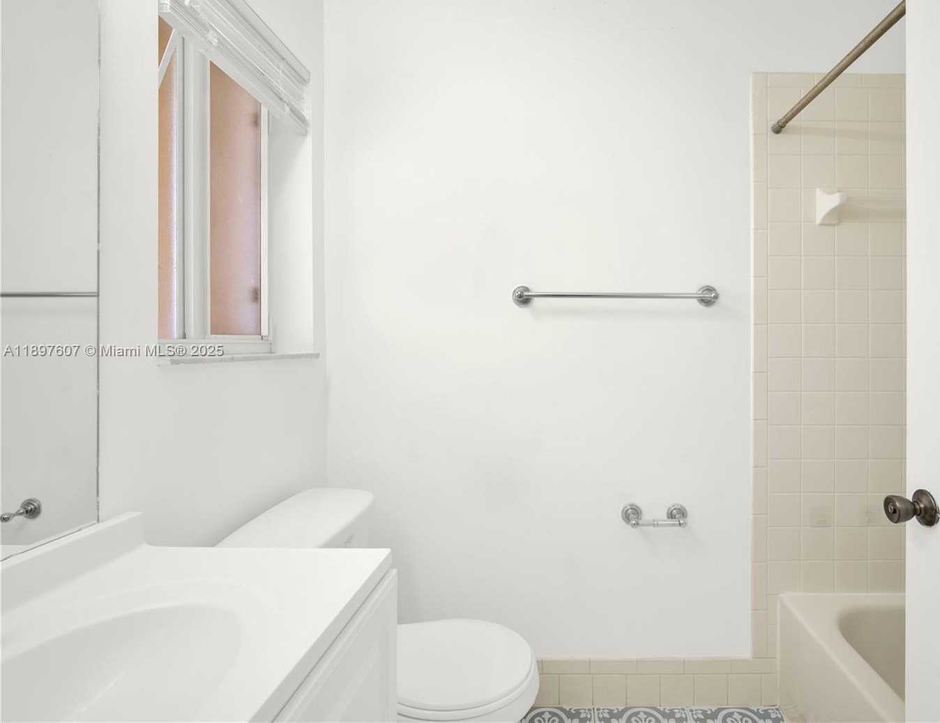 Small Image of 17380 SOUTH WEST 140TH CT #., Miami Number 10