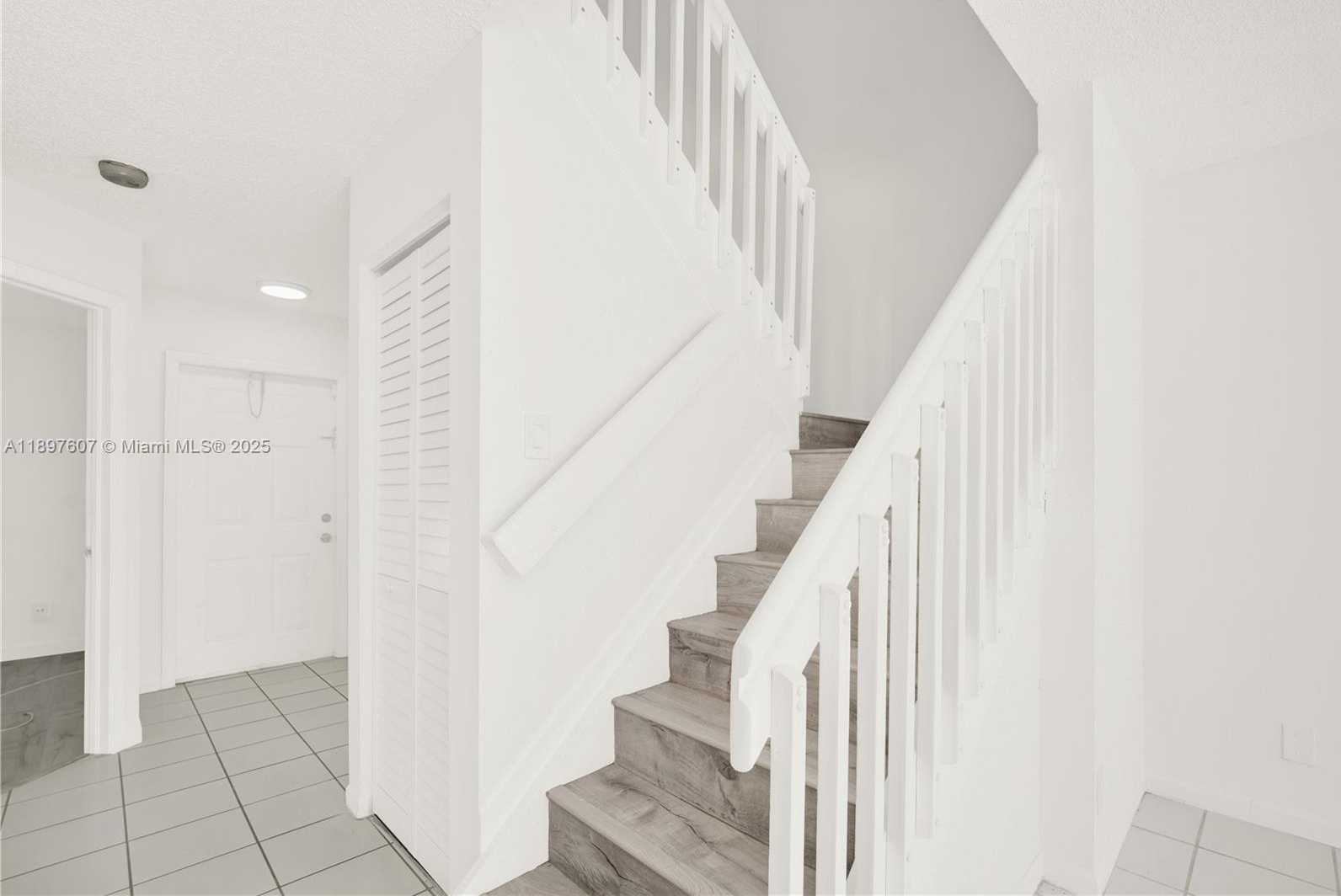 Small Image of 17380 SOUTH WEST 140TH CT #., Miami Number 4