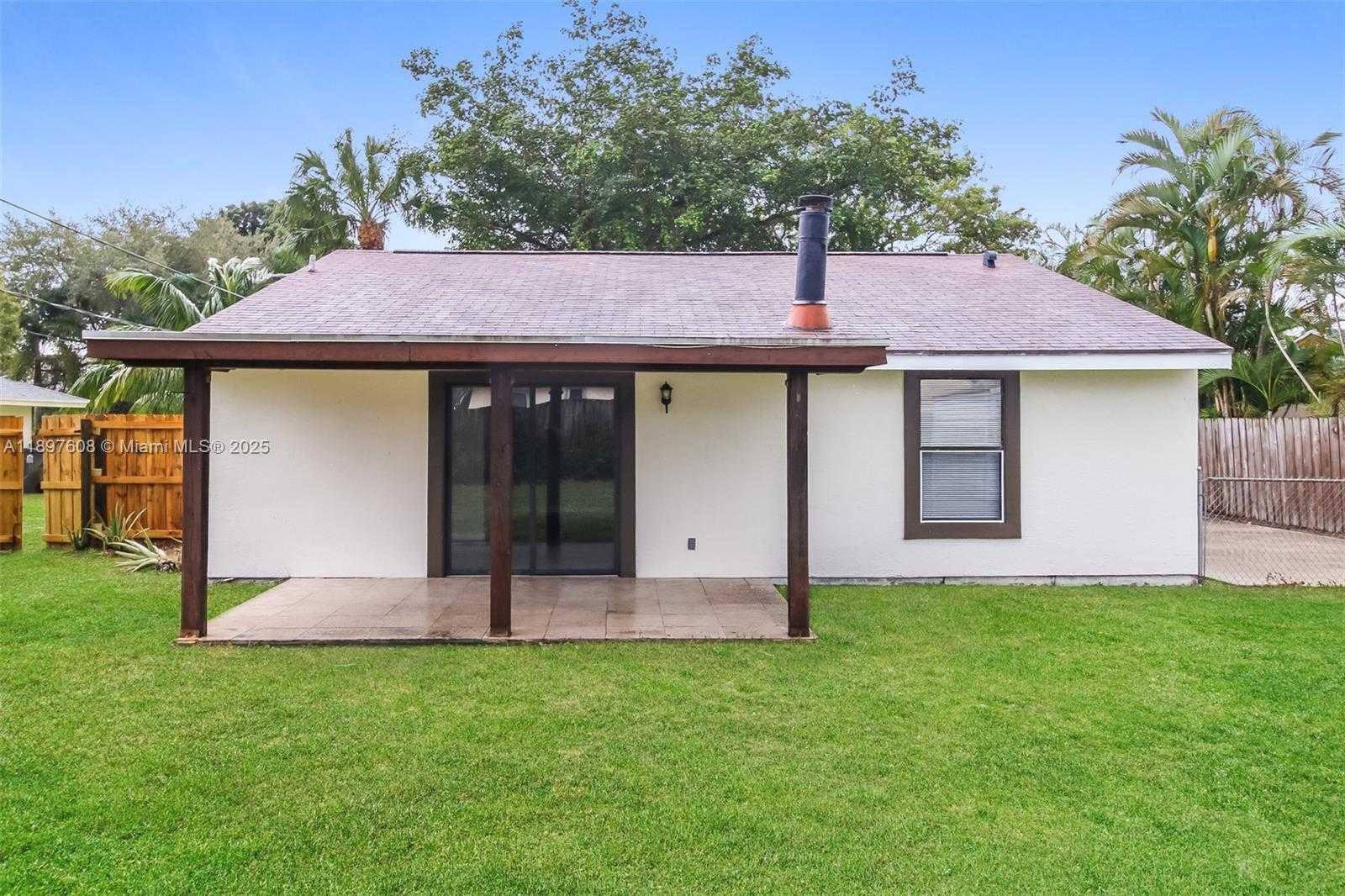 Small Image of 4559 APPALOOSA ST, West Palm Beach Number 15