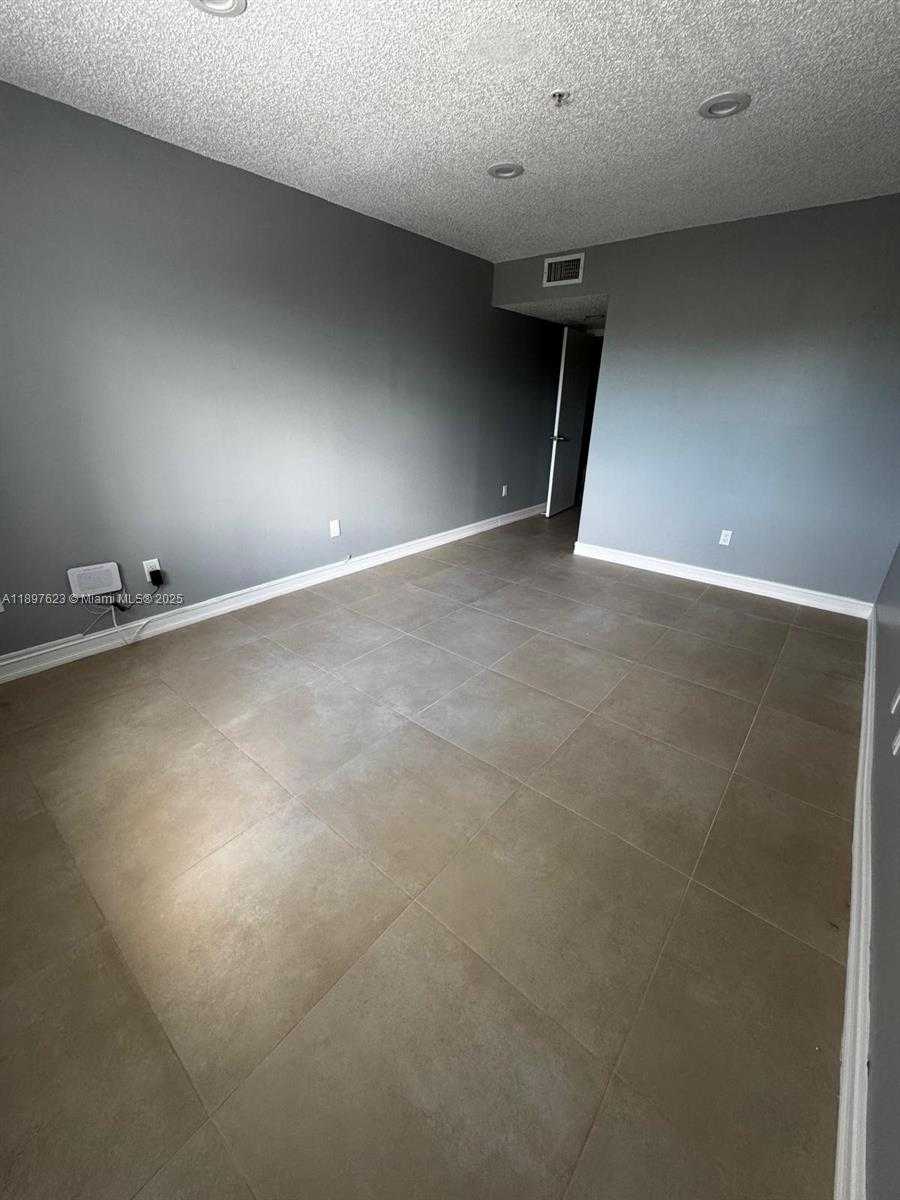 Small Image of 450 SOUTH PARK RD #5-304, Hollywood Number 12