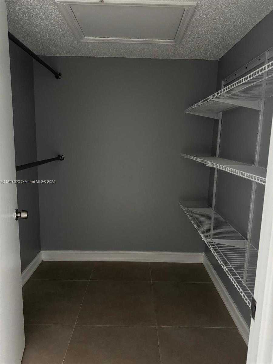 Small Image of 450 SOUTH PARK RD #5-304, Hollywood Number 14