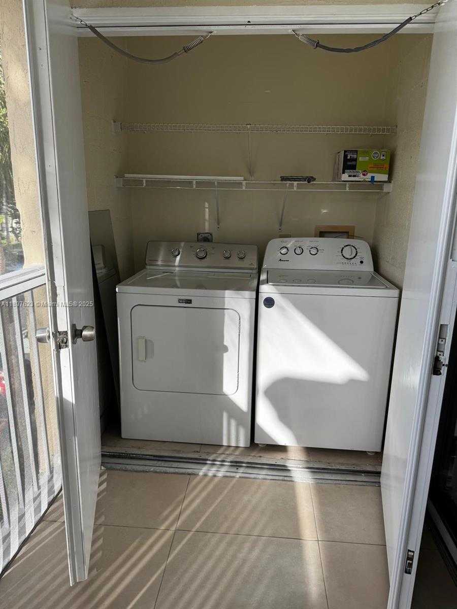 Small Image of 450 SOUTH PARK RD #5-304, Hollywood Number 19