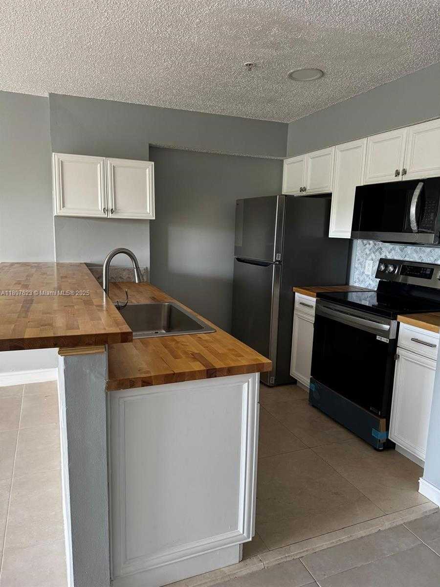 Small Image of 450 SOUTH PARK RD #5-304, Hollywood Number 21