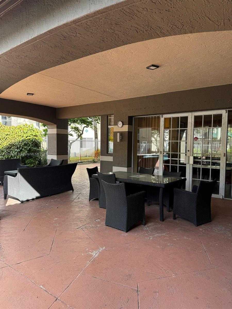 Small Image of 450 SOUTH PARK RD #5-304, Hollywood Number 23