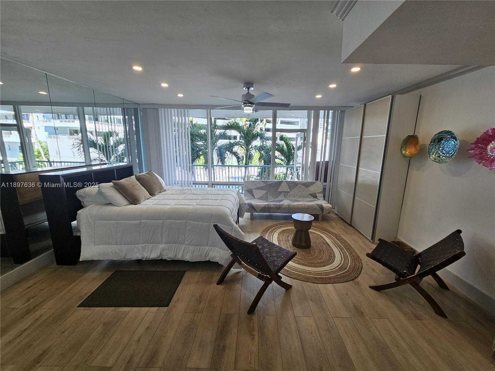 Small Image of 1408 BRICKELL BAY DR #316, Miami Number 11