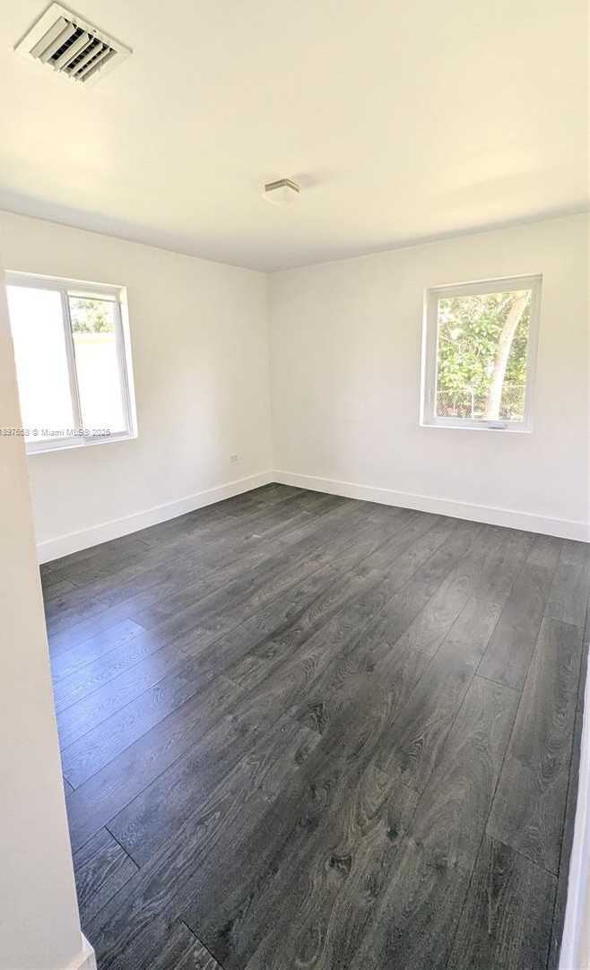 Small Image of 340 NORTH WEST 132ND ST, North Miami Number 14