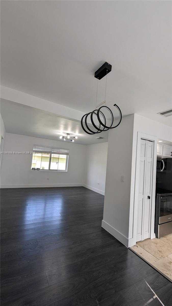 Small Image of 340 NORTH WEST 132ND ST, North Miami Number 16