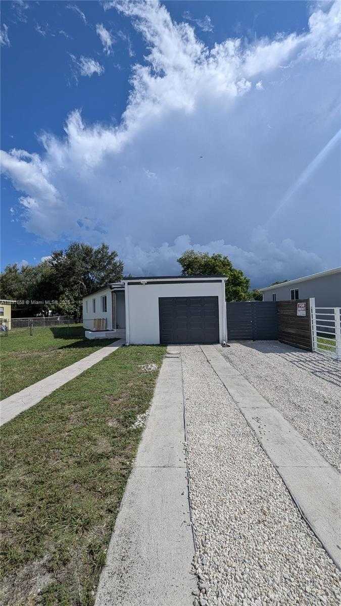 Small Image of 340 NORTH WEST 132ND ST, North Miami Number 2