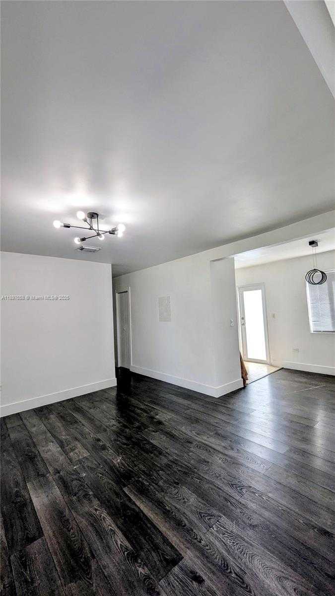Small Image of 340 NORTH WEST 132ND ST, North Miami Number 5