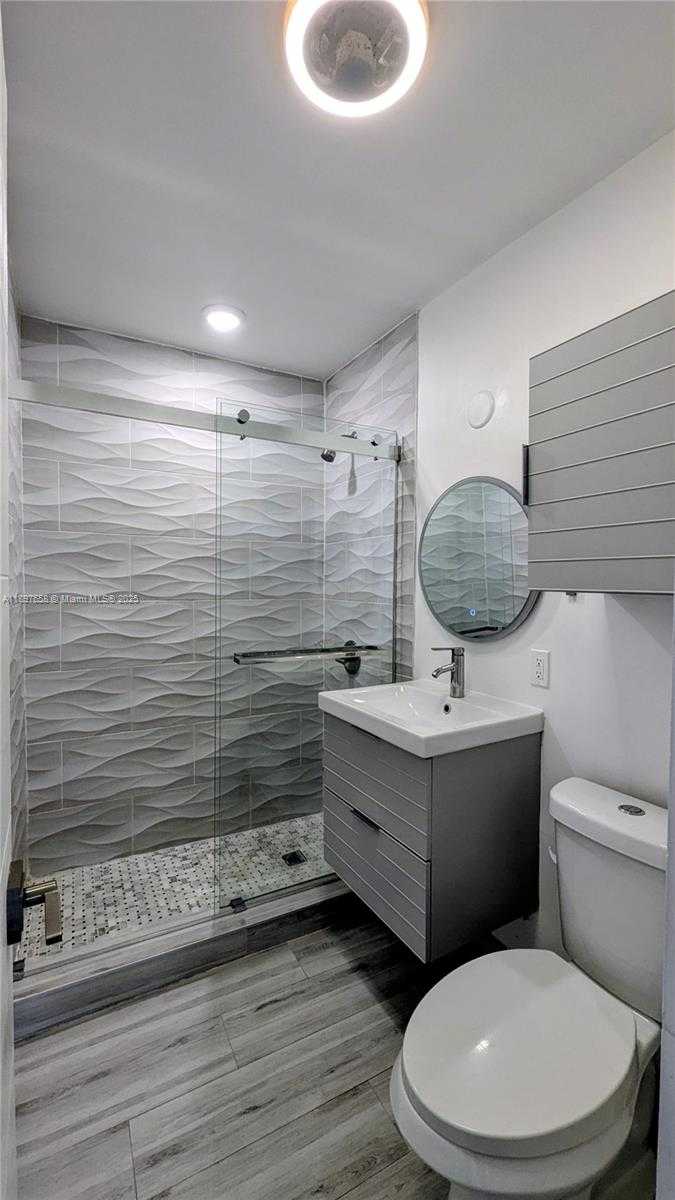 Small Image of 340 NORTH WEST 132ND ST, North Miami Number 8