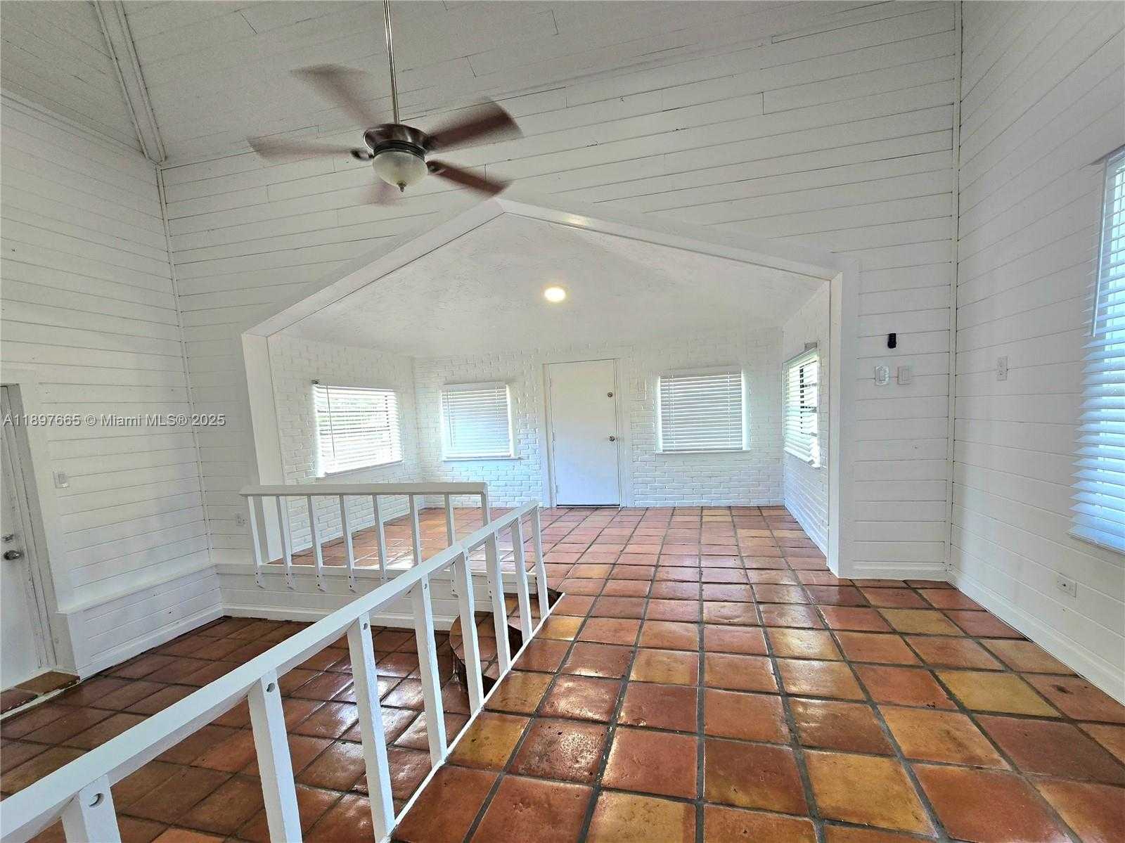 Small Image of 56 SOUTH EAST 3RD AVE, Deerfield Beach Number 6