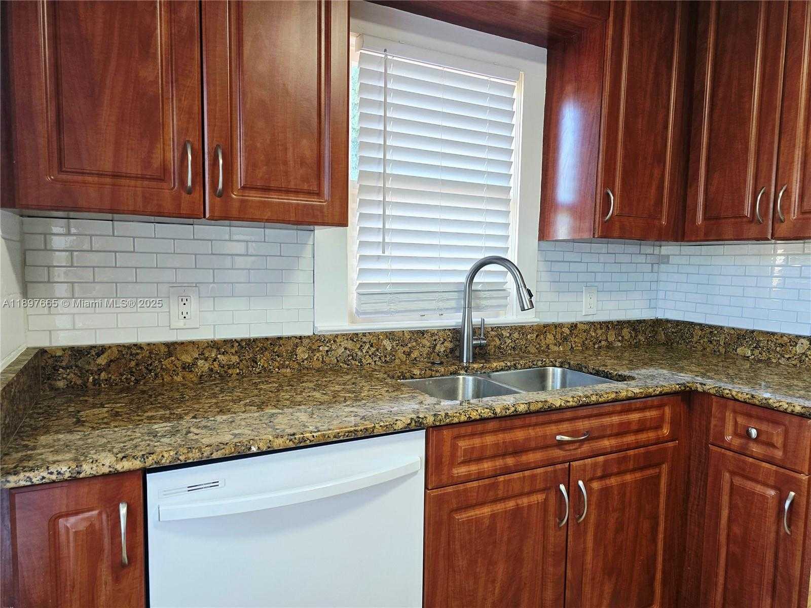 Small Image of 56 SOUTH EAST 3RD AVE, Deerfield Beach Number 7