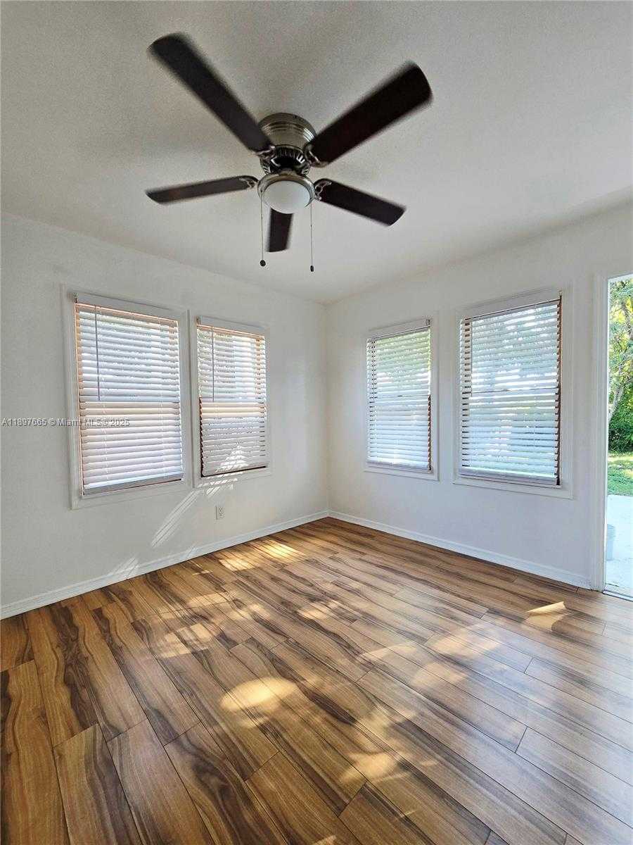 Small Image of 56 SOUTH EAST 3RD AVE, Deerfield Beach Number 8