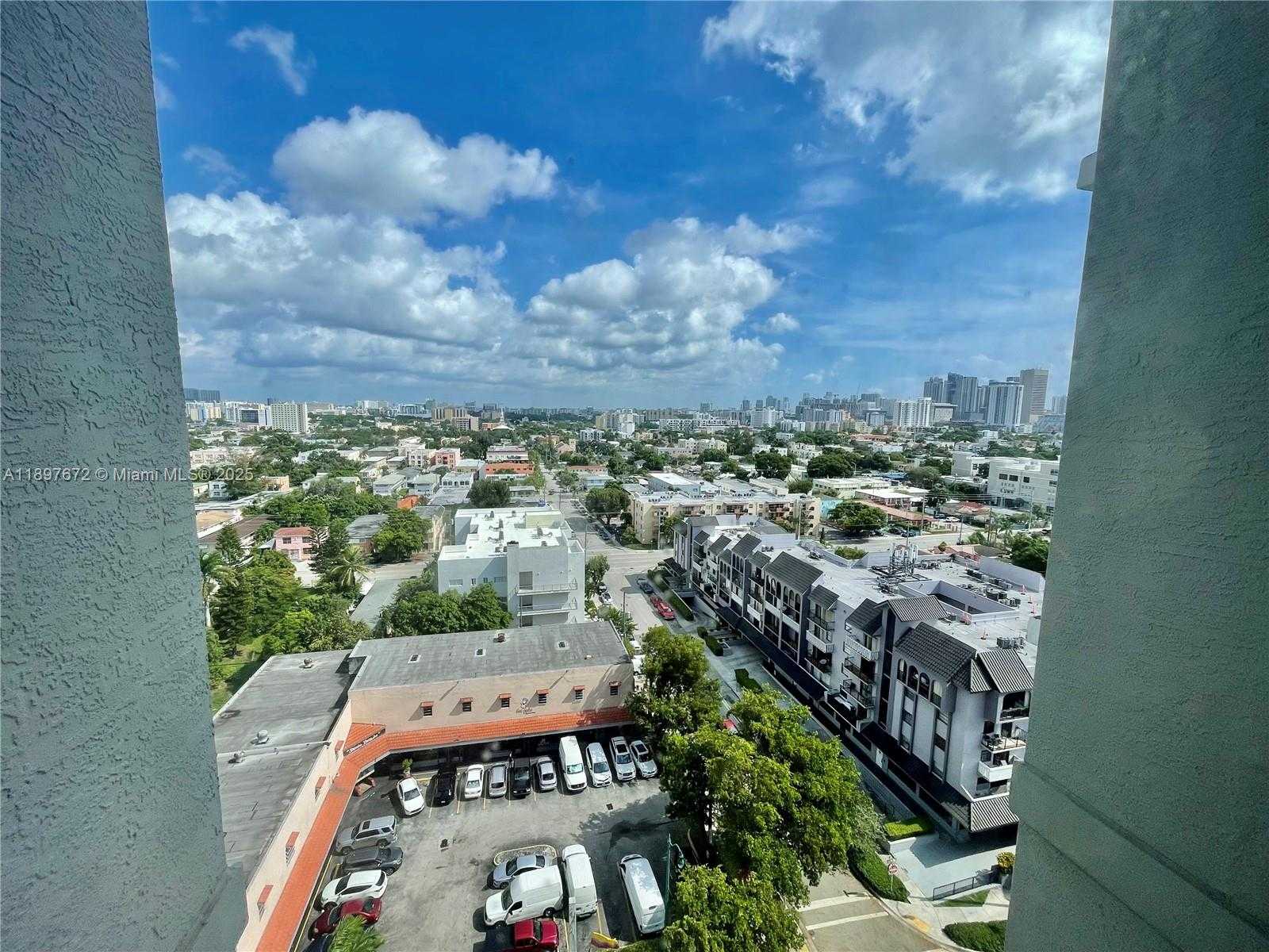 Small Image of 900 SOUTH WEST 8TH ST #1505, Miami Number 18