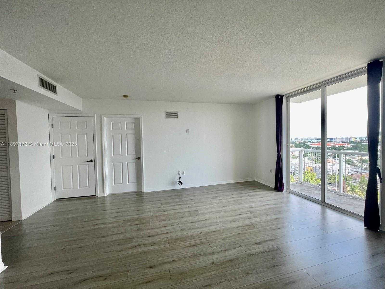Small Image of 900 SOUTH WEST 8TH ST #1505, Miami Number 6