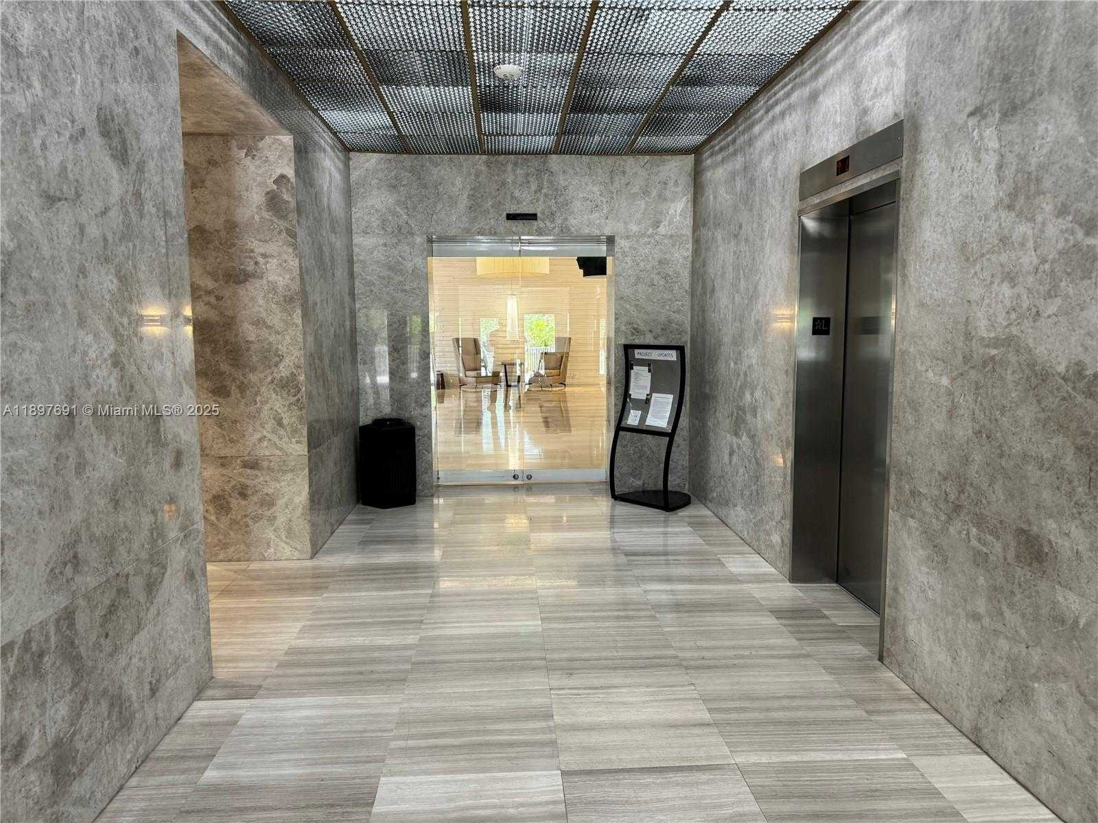 Small Image of 100 BAYVIEW DR #807, Sunny Isles Beach Number 31