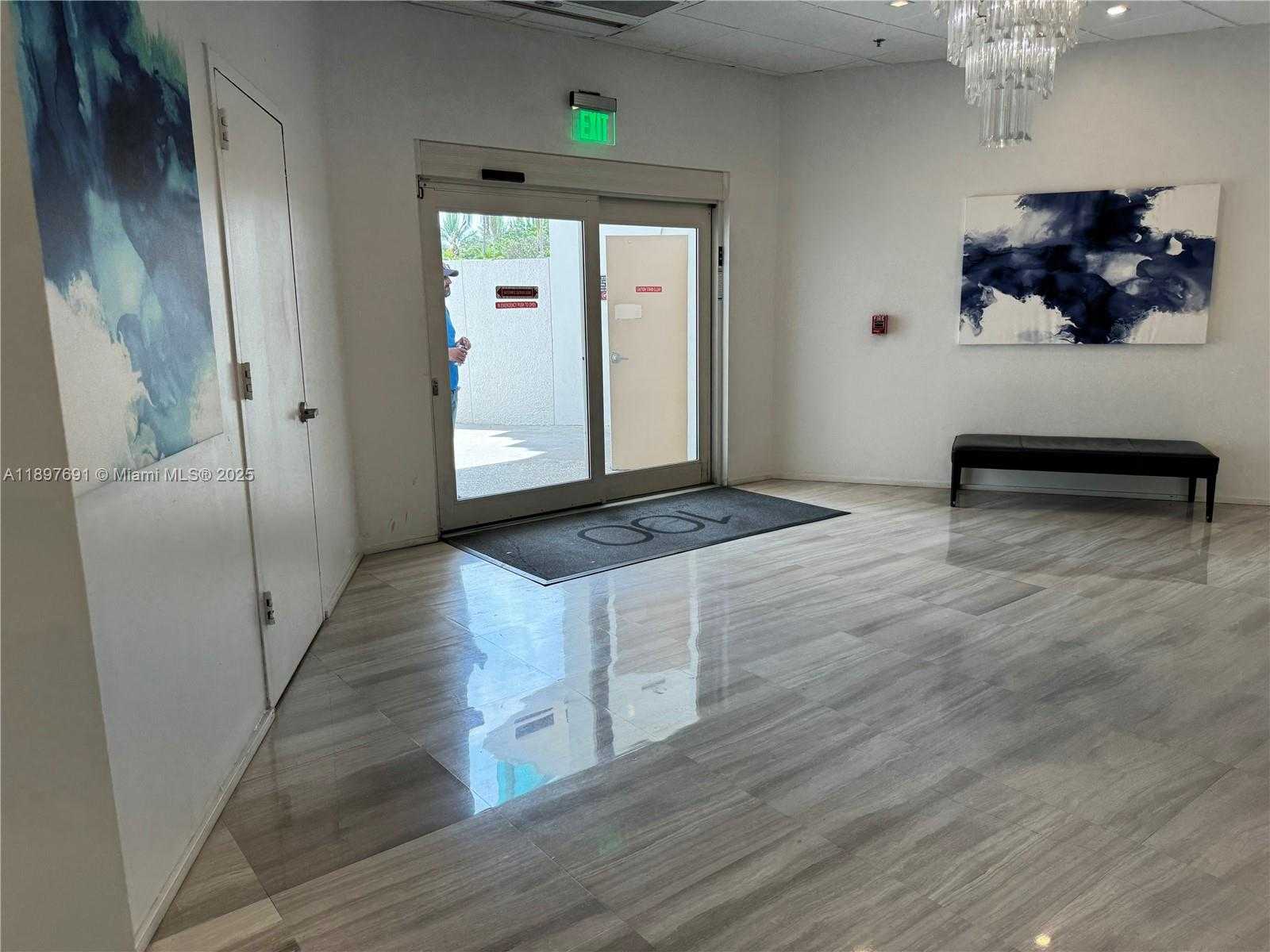 Small Image of 100 BAYVIEW DR #807, Sunny Isles Beach Number 38