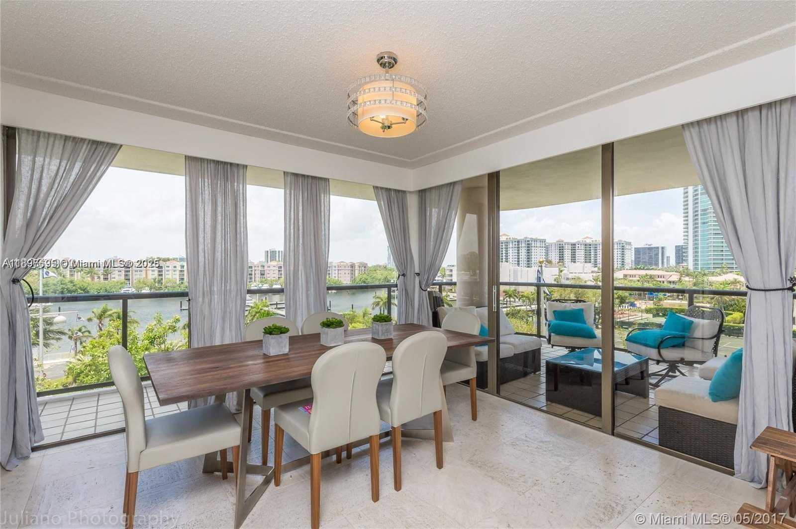 Small Image of 19667 TURNBERRY WAY #5E, Aventura Number 4