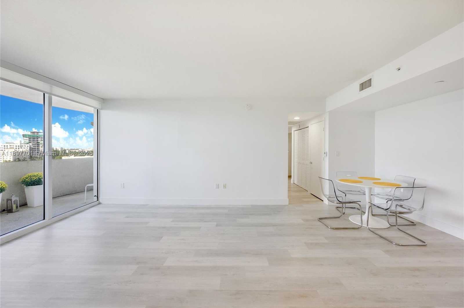 Small Image of 19501 WEST COUNTRY CLUB DR #1111, Aventura Number 8