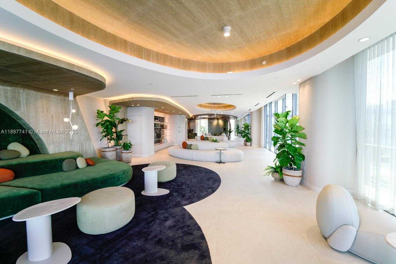 Imagen de Pequeño Objeto