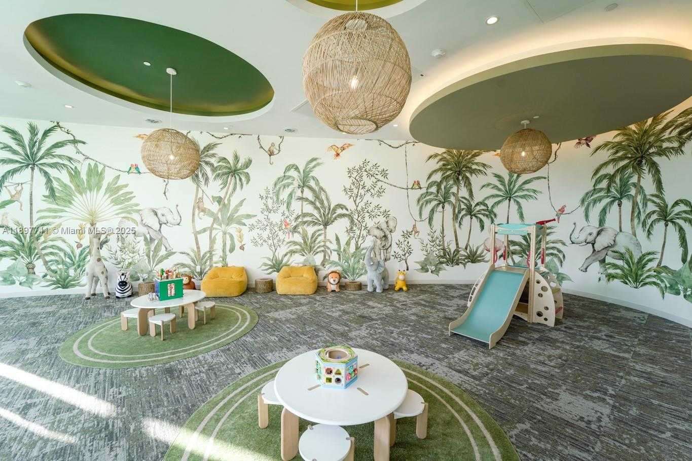 Imagen de Pequeño Objeto