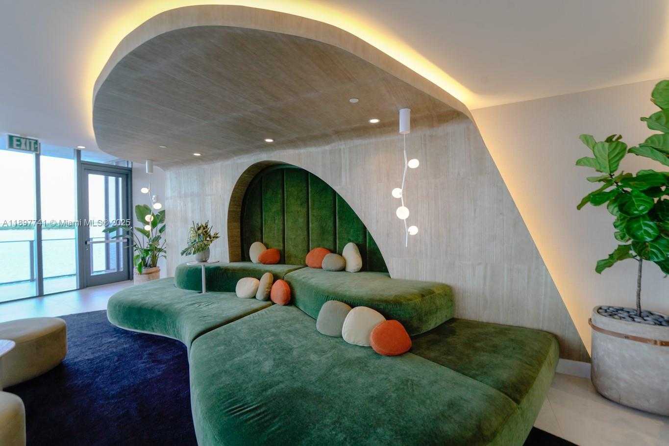 Imagen de Pequeño Objeto