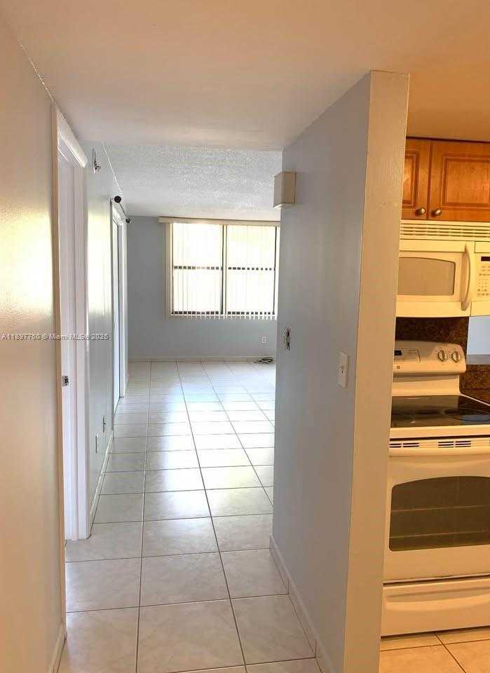 Small Image of 14501 NORTH KENDALL DR #202H, Miami Number 5
