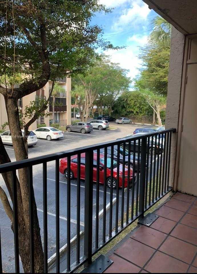 Small Image of 14501 NORTH KENDALL DR #202H, Miami Number 8