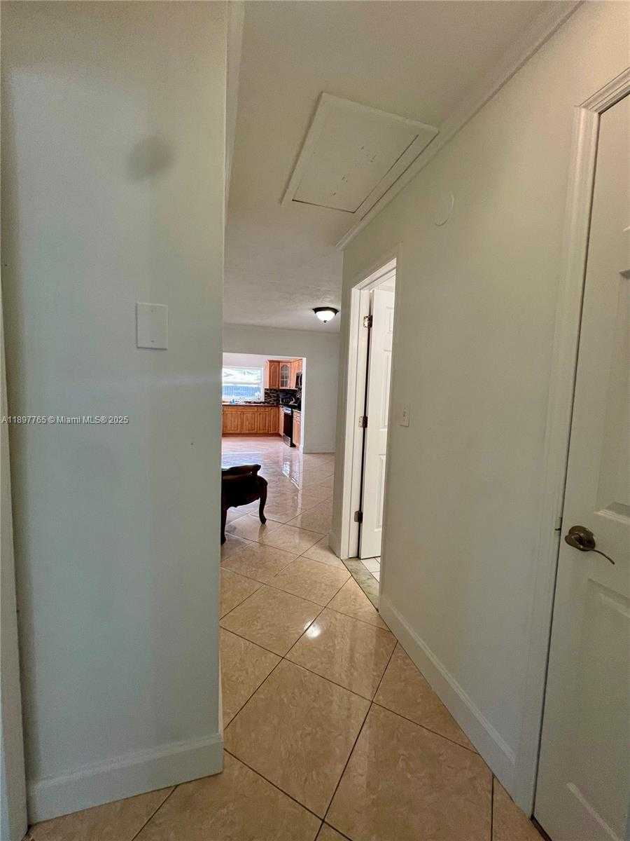 Small Image of 11950 SOUTH WEST 199TH ST #1, Miami Number 20