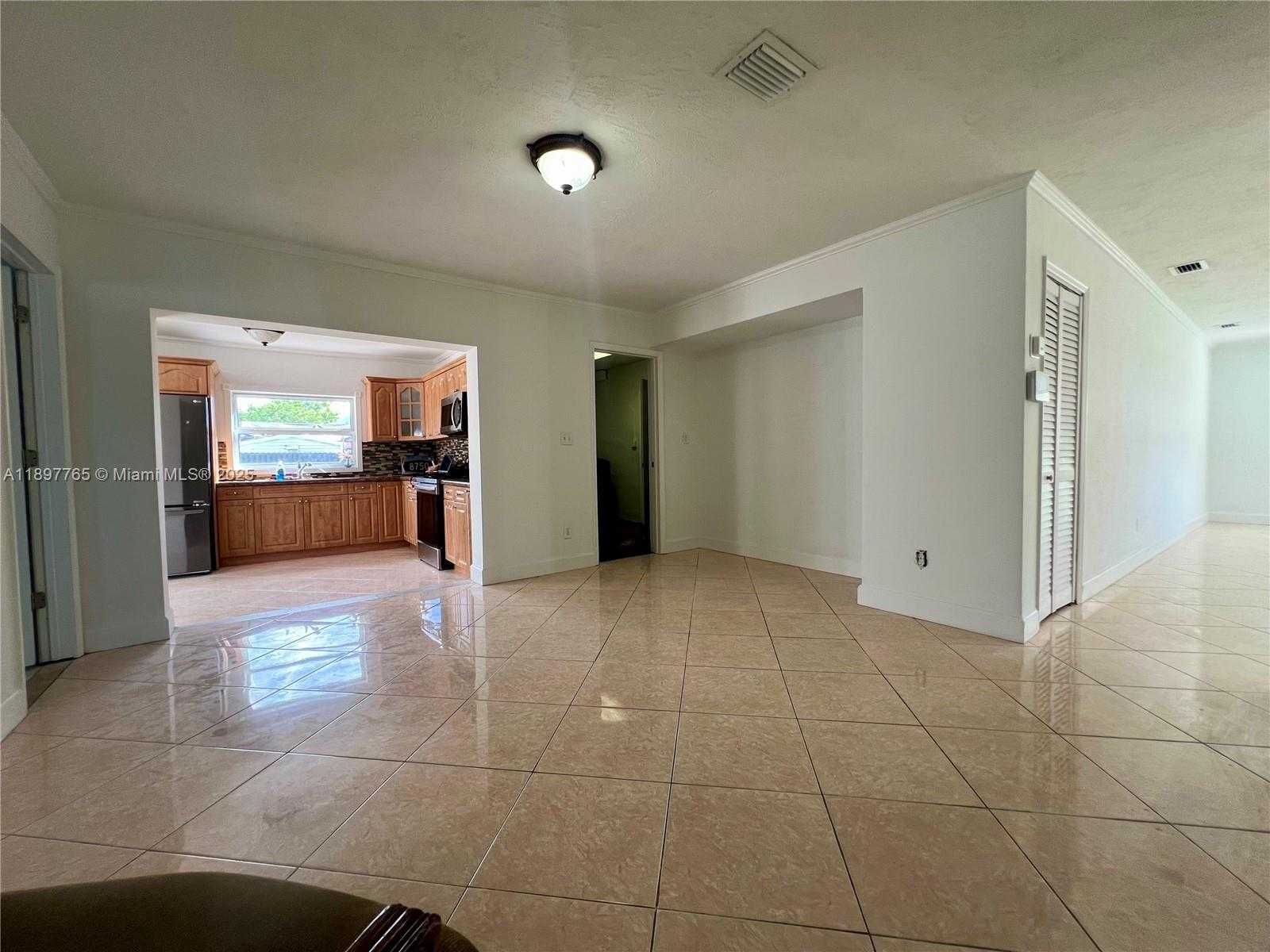 Small Image of 11950 SOUTH WEST 199TH ST #1, Miami Number 22