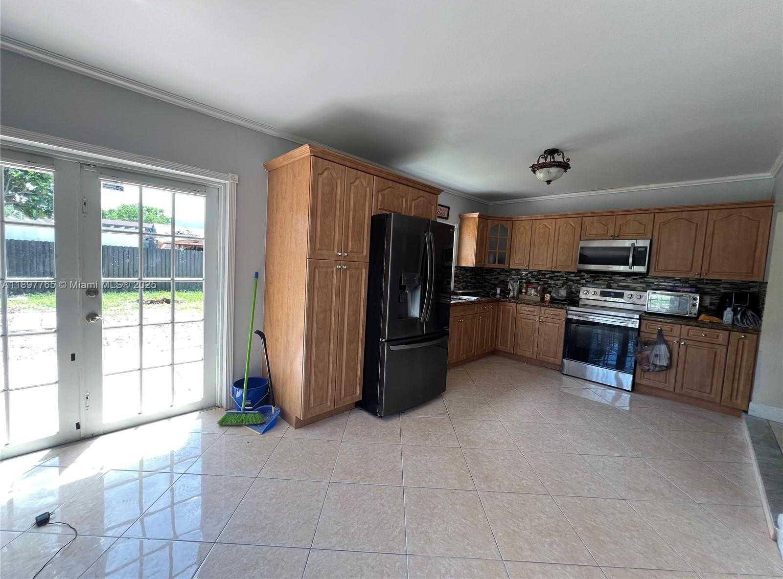 Small Image of 11950 SOUTH WEST 199TH ST #1, Miami Number 26