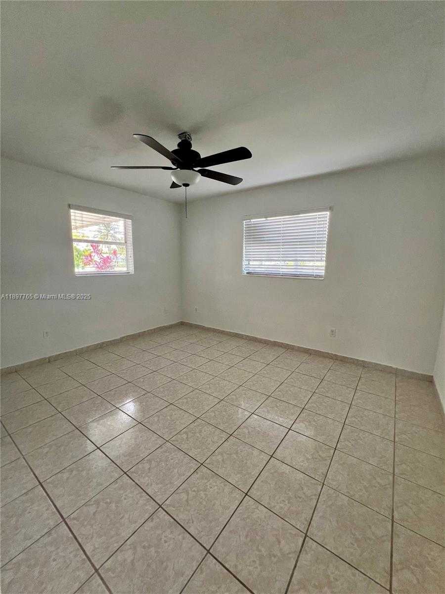 Small Image of 11950 SOUTH WEST 199TH ST #1, Miami Number 29
