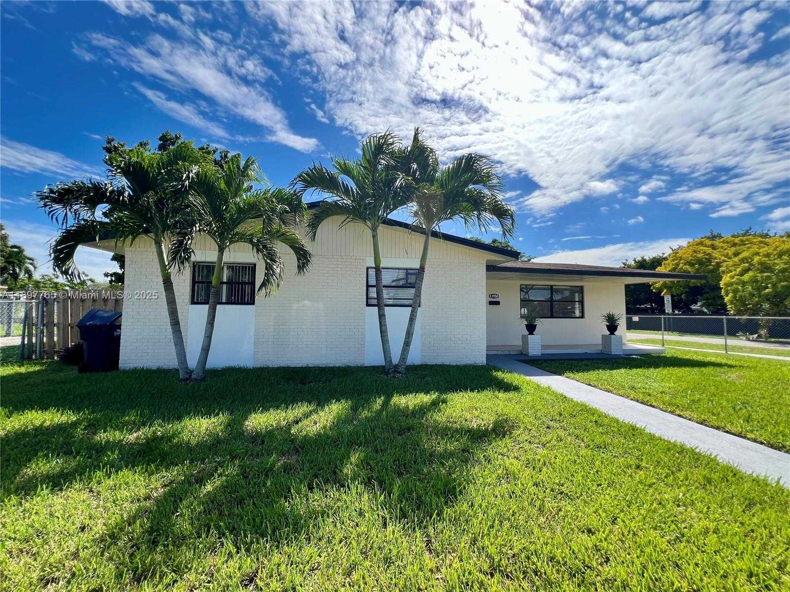 Small Image of 11950 SOUTH WEST 199TH ST #1, Miami Number 3