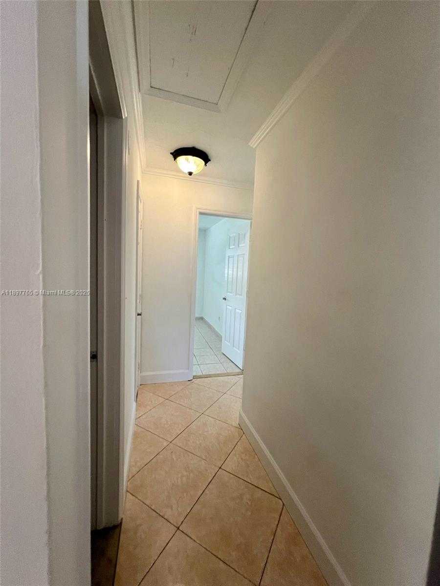 Small Image of 11950 SOUTH WEST 199TH ST #1, Miami Number 31