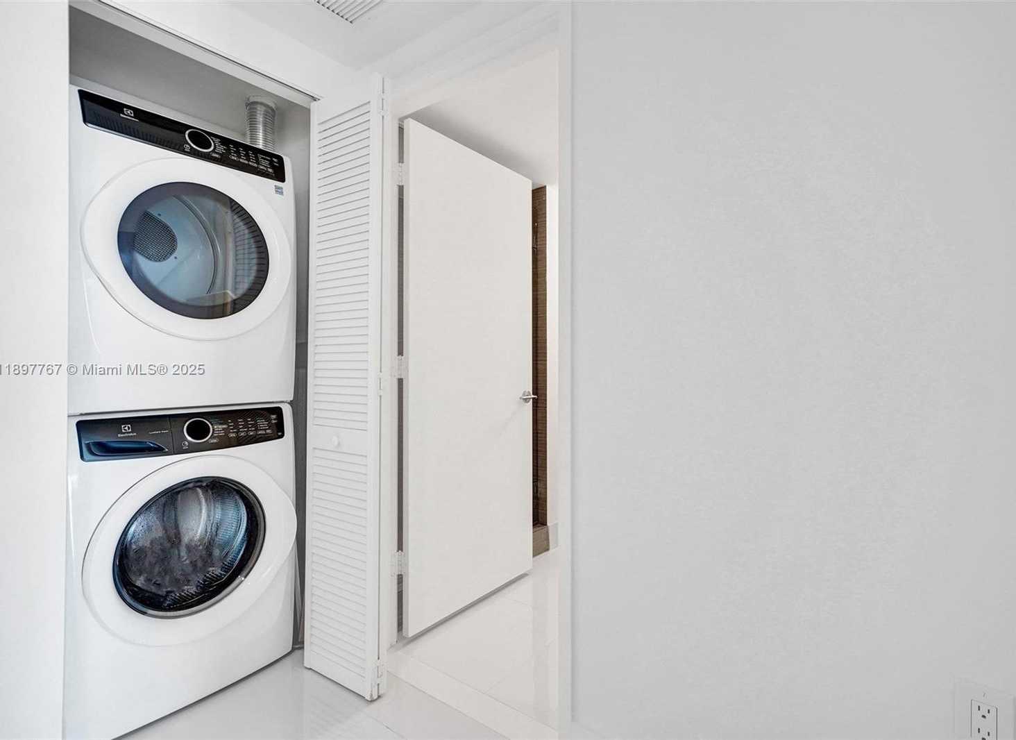 Imagen de Pequeño Objeto